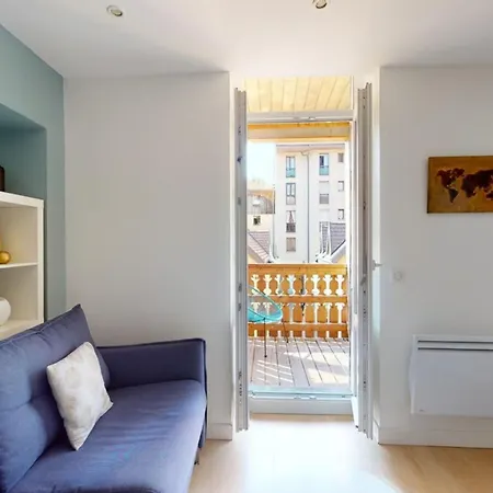 Le Royale W Balcony *