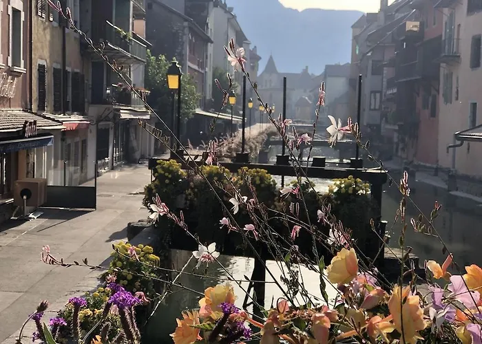 Apartment Le Royale W Balcony Annecy