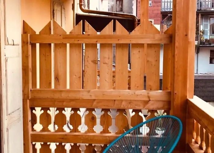 Le Royale W Balcony Apartment